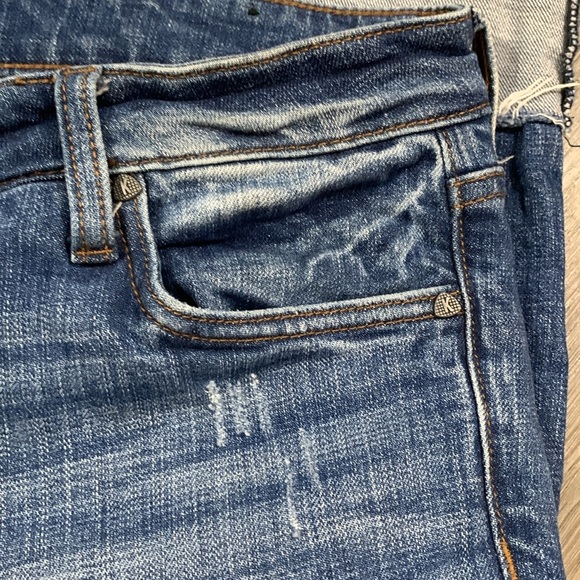 Kut from the Kloth Distressed Straight Leg Cuffed Crops Stretch Jeans size 8 - Picture 11 of 15